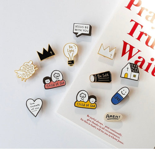 Amen | Enamel Pin
